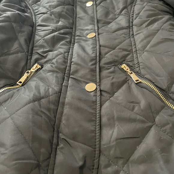 Women’s Winter Jacket | Medium | trendy gold details with zip off hood! - Picture 5 of 6
